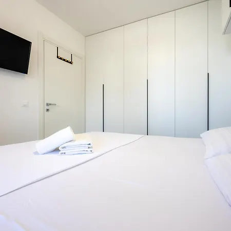 Apartamento Adria With Private Parking *